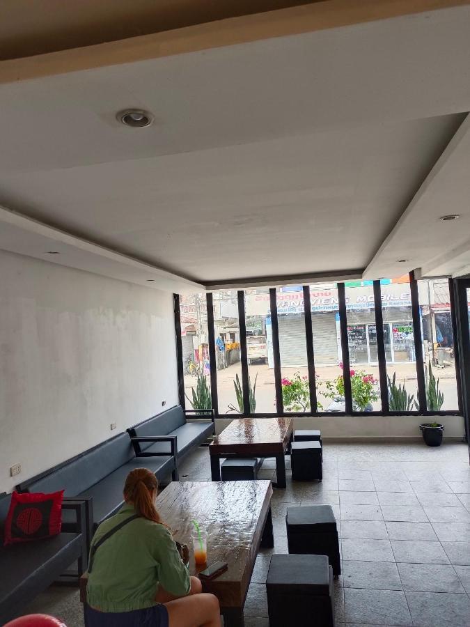 Vang Vieng Trendy Hotel Extérieur photo